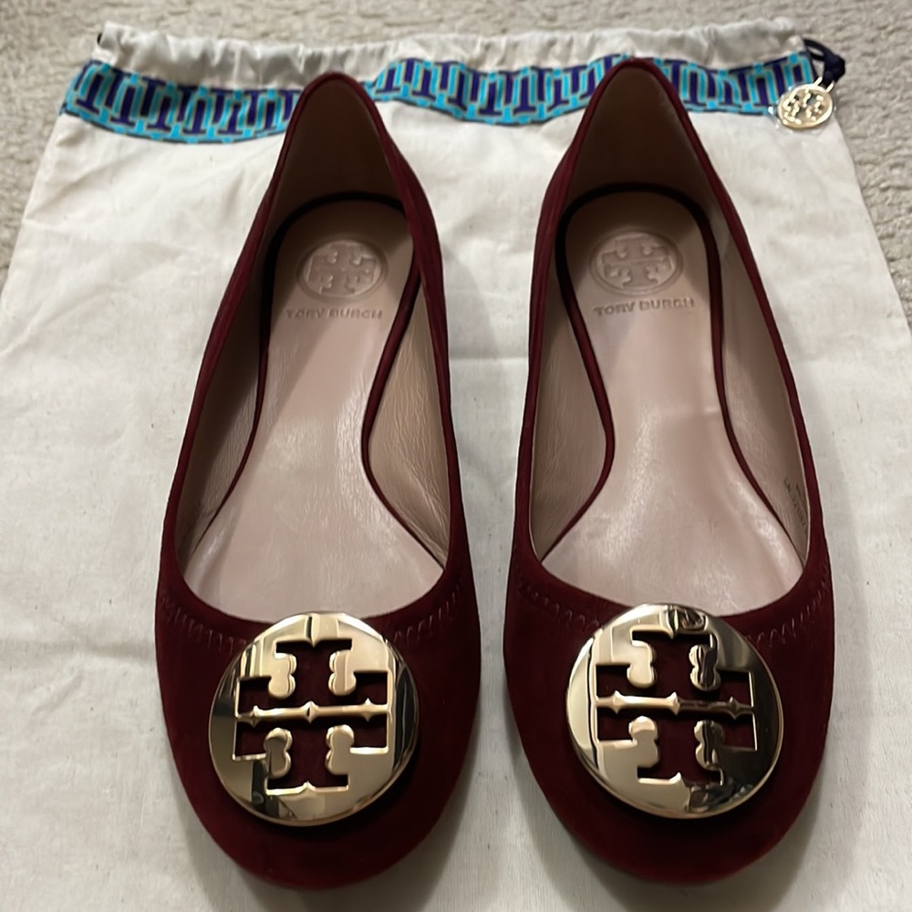 Like New Maroon/Burgundy Tory Burch flats, size 6.5 - Picture 3 of 5